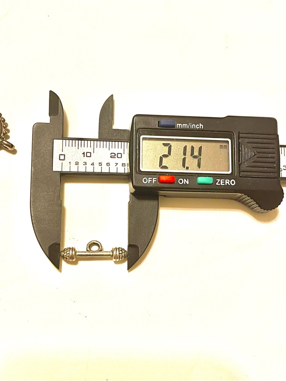 9 Silver Toggles - Picture 2 of 4